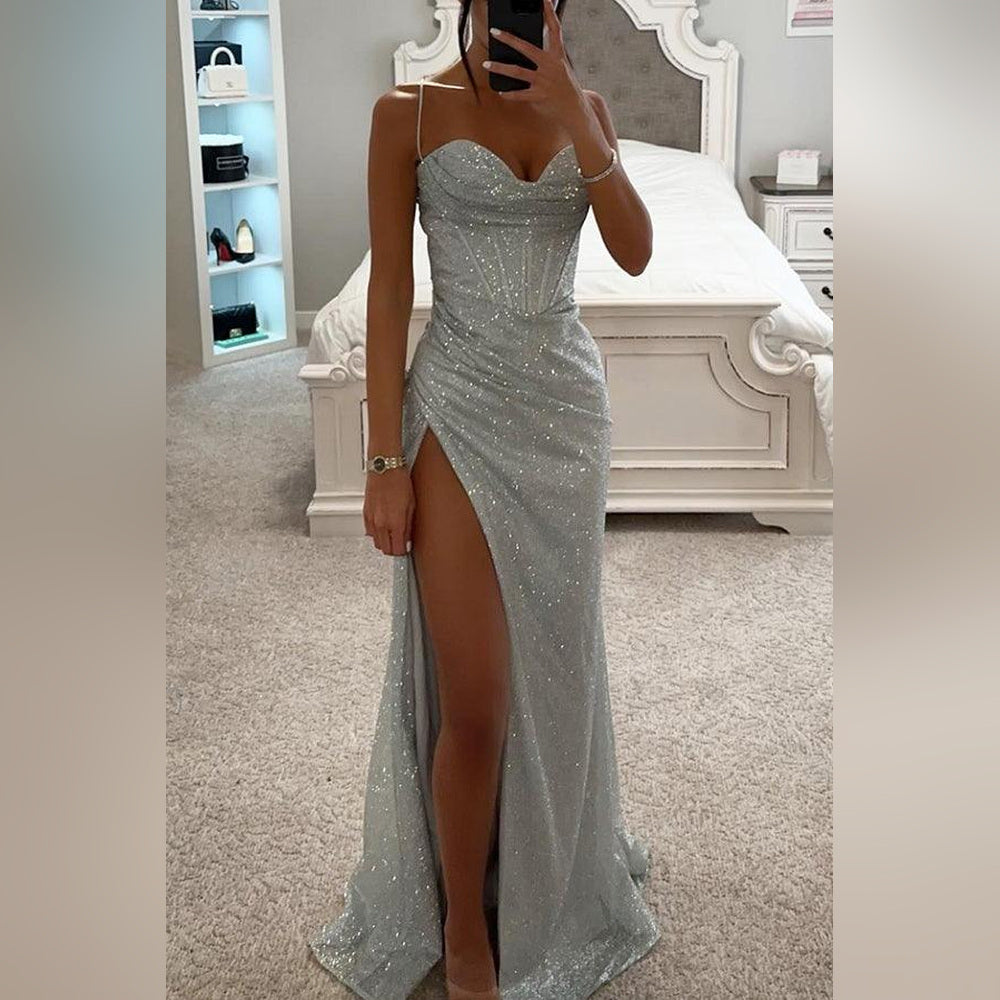 Elina – Abendkleid mit herzförmigem Ausschnitt