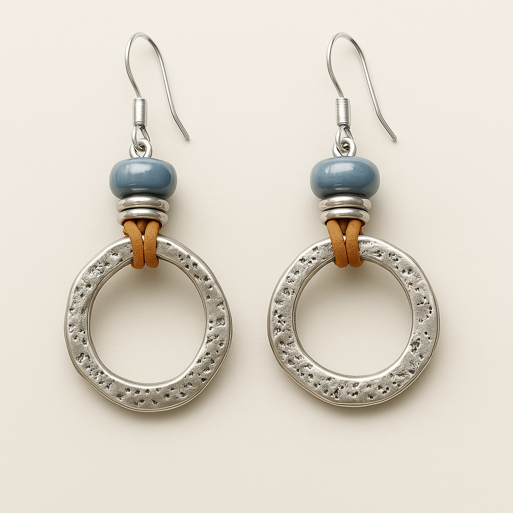 Mira – Silberne Kreisohrhänger im Boho-Vintage-Style