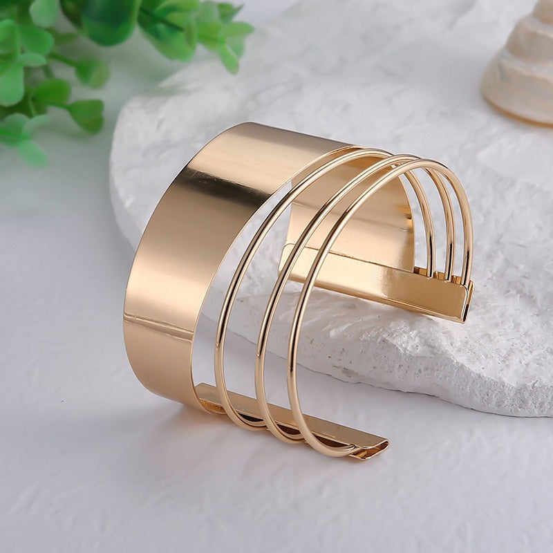 Yuki – Vintage-Armband in klassischem Gold