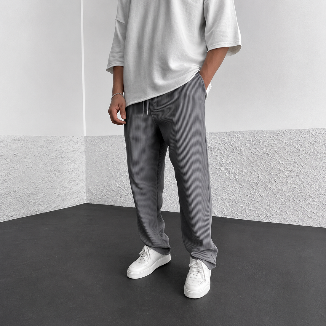 Zeke - Bequeme Hose mit Bindeband