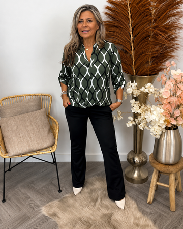 Brigitta - Modische und stilvolle Bluse
