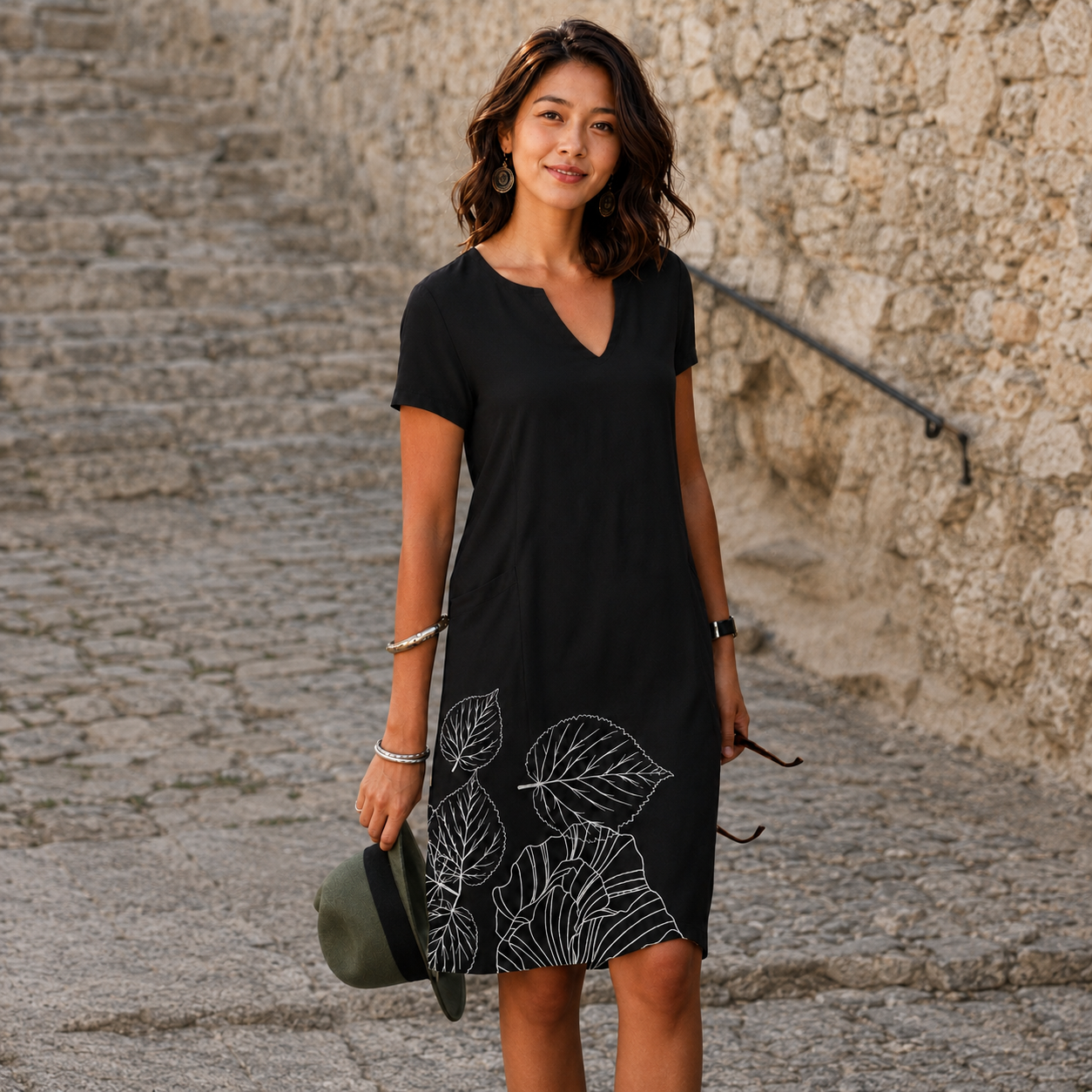 Josette - Lockeres Midikleid mit V-Ausschnitt