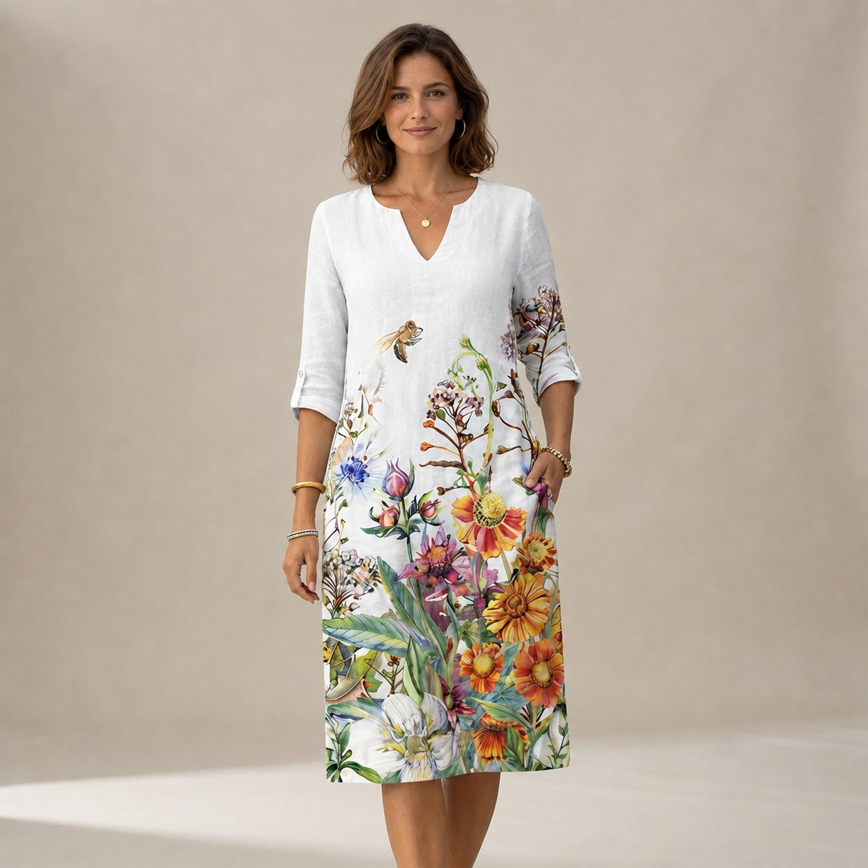Ninna - Elegantes und fließendes V-Ausschnitt-Kleid