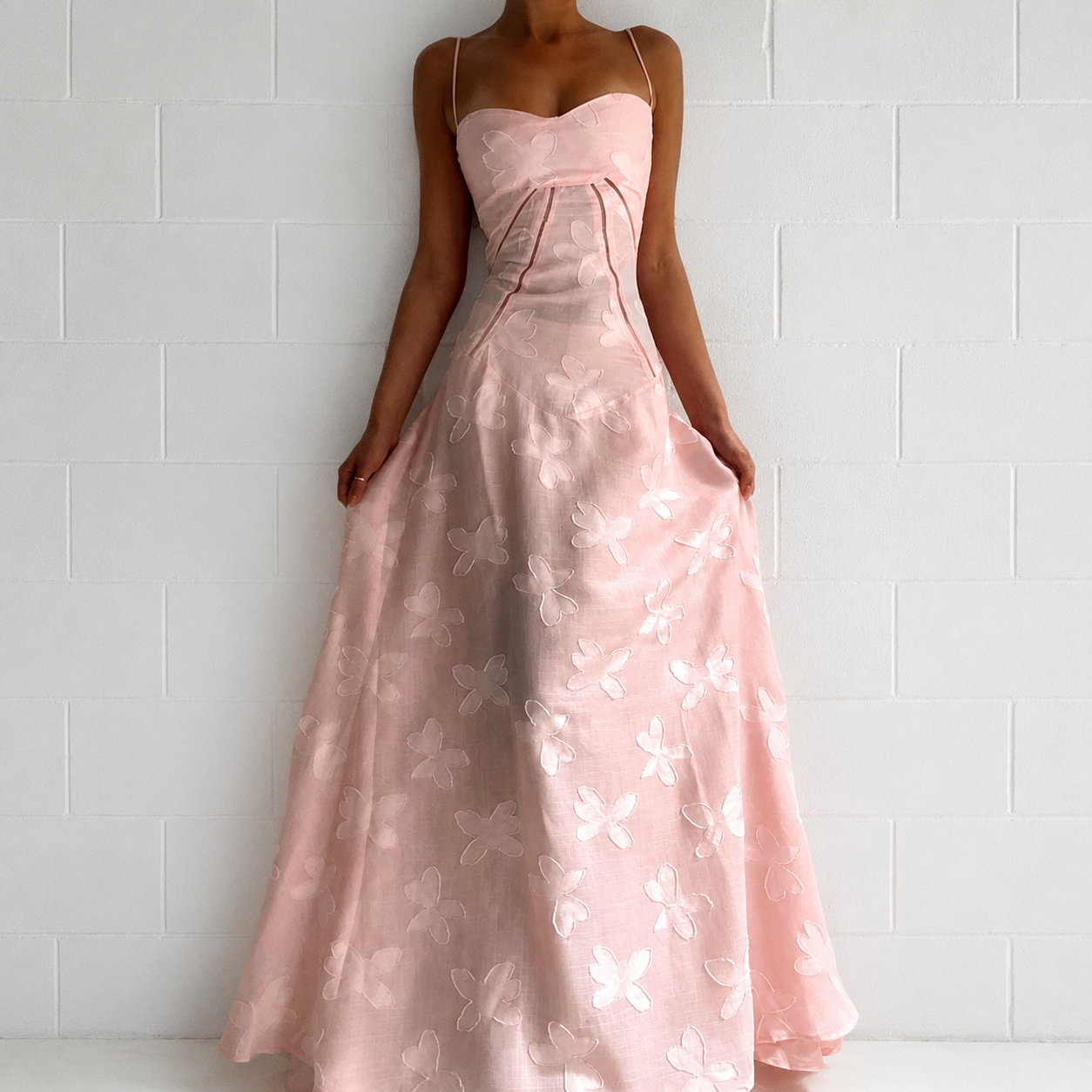 Sandra - Elegantes Figurbetontes Maxikleid