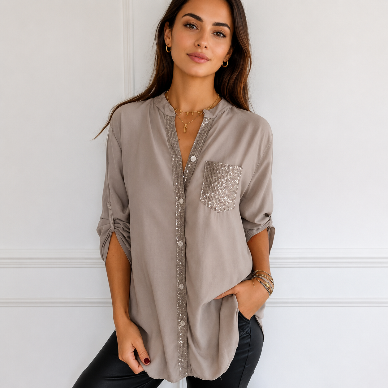 Chalise - Elegante Bluse mit Knopfleiste