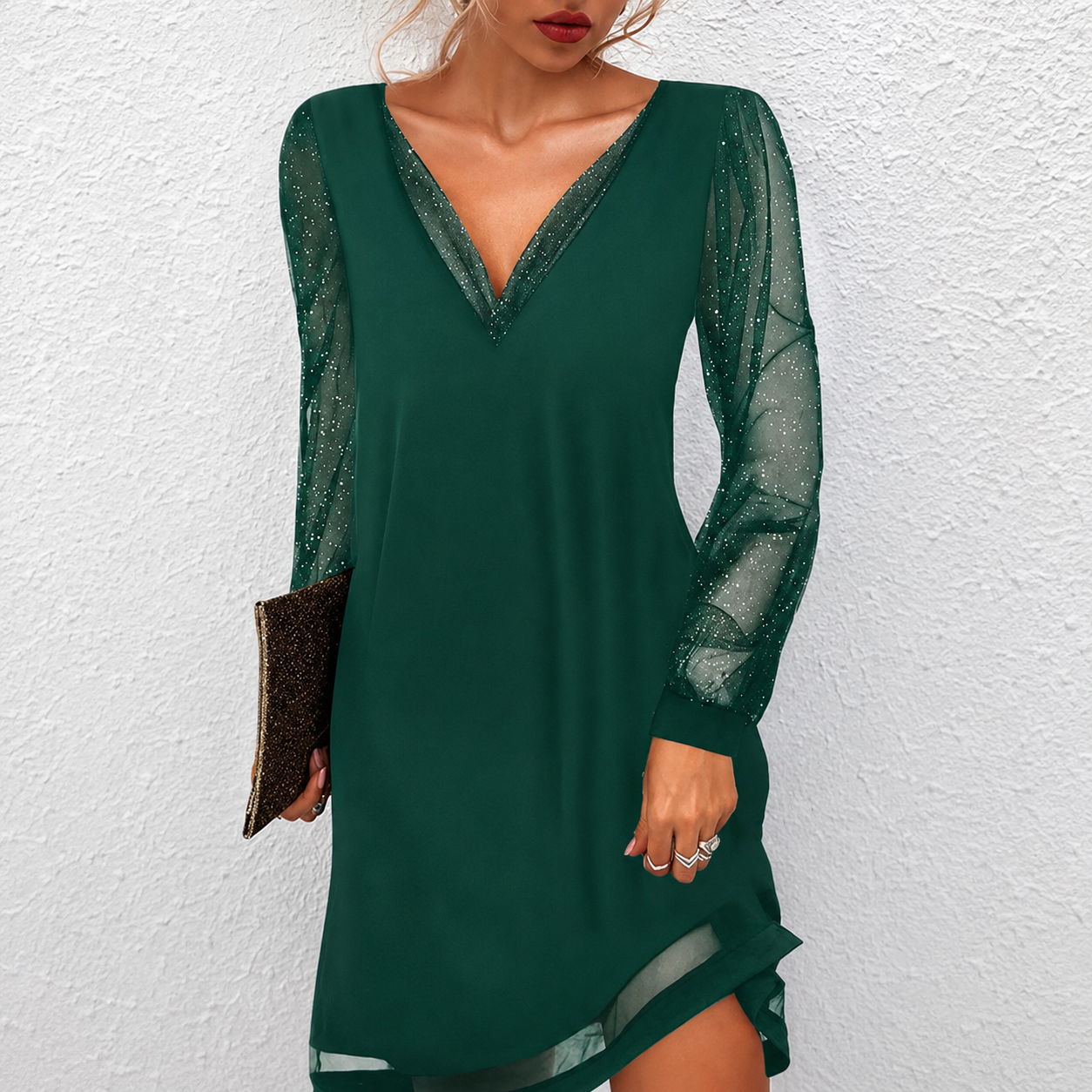 Mierra - Elegantes Mini-Kleid mit Ausschnitt in V-Form