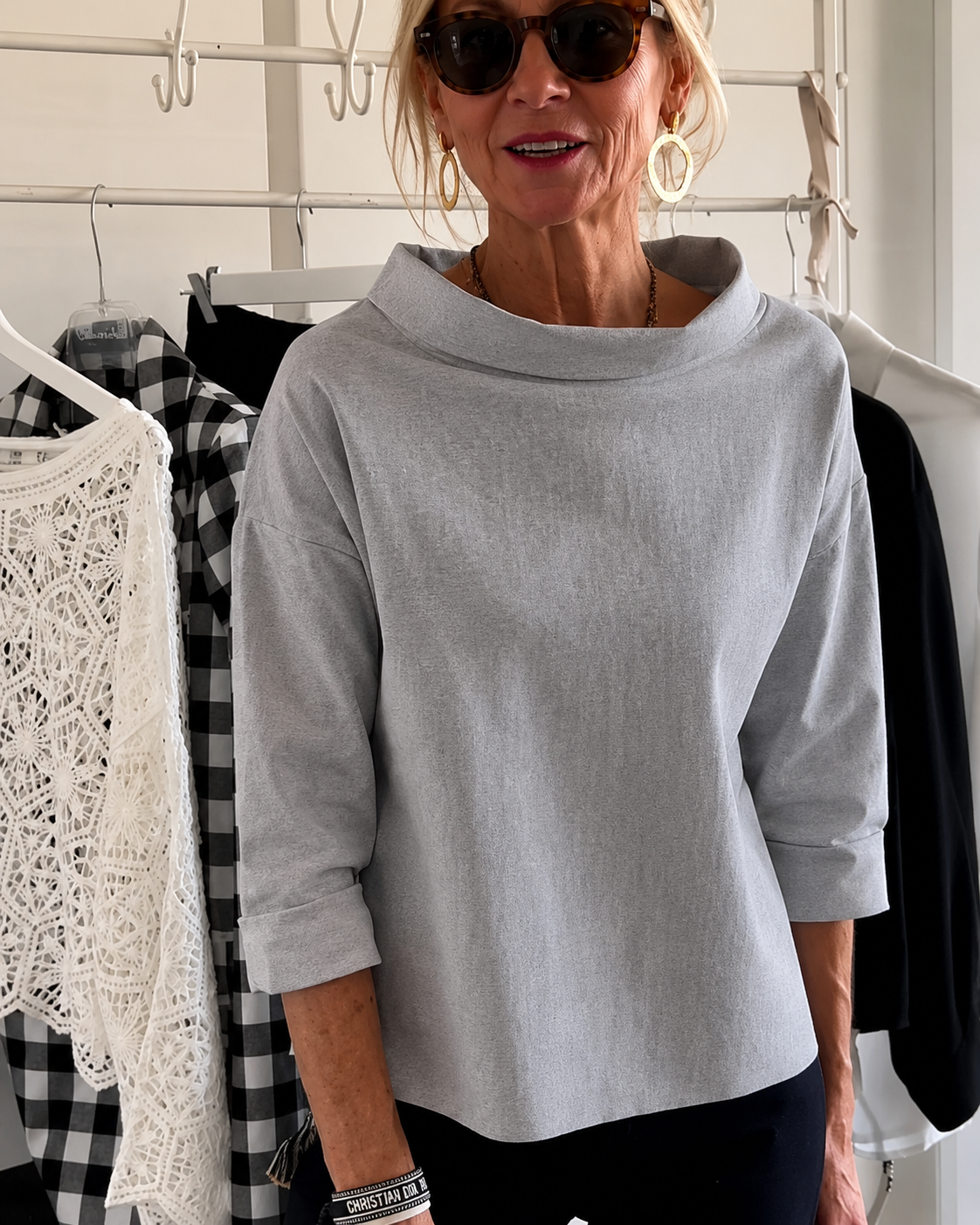 Elone - Stilvolle lockere Halsbluse