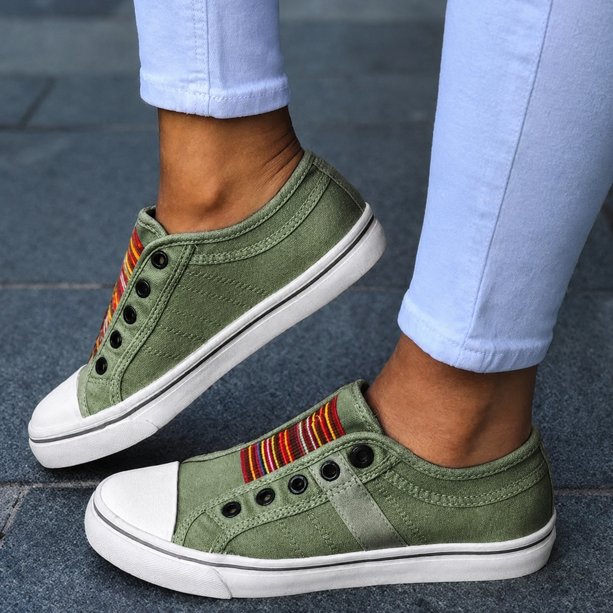 Jorrie - Klassische elastische Segeltuch-Sneaker