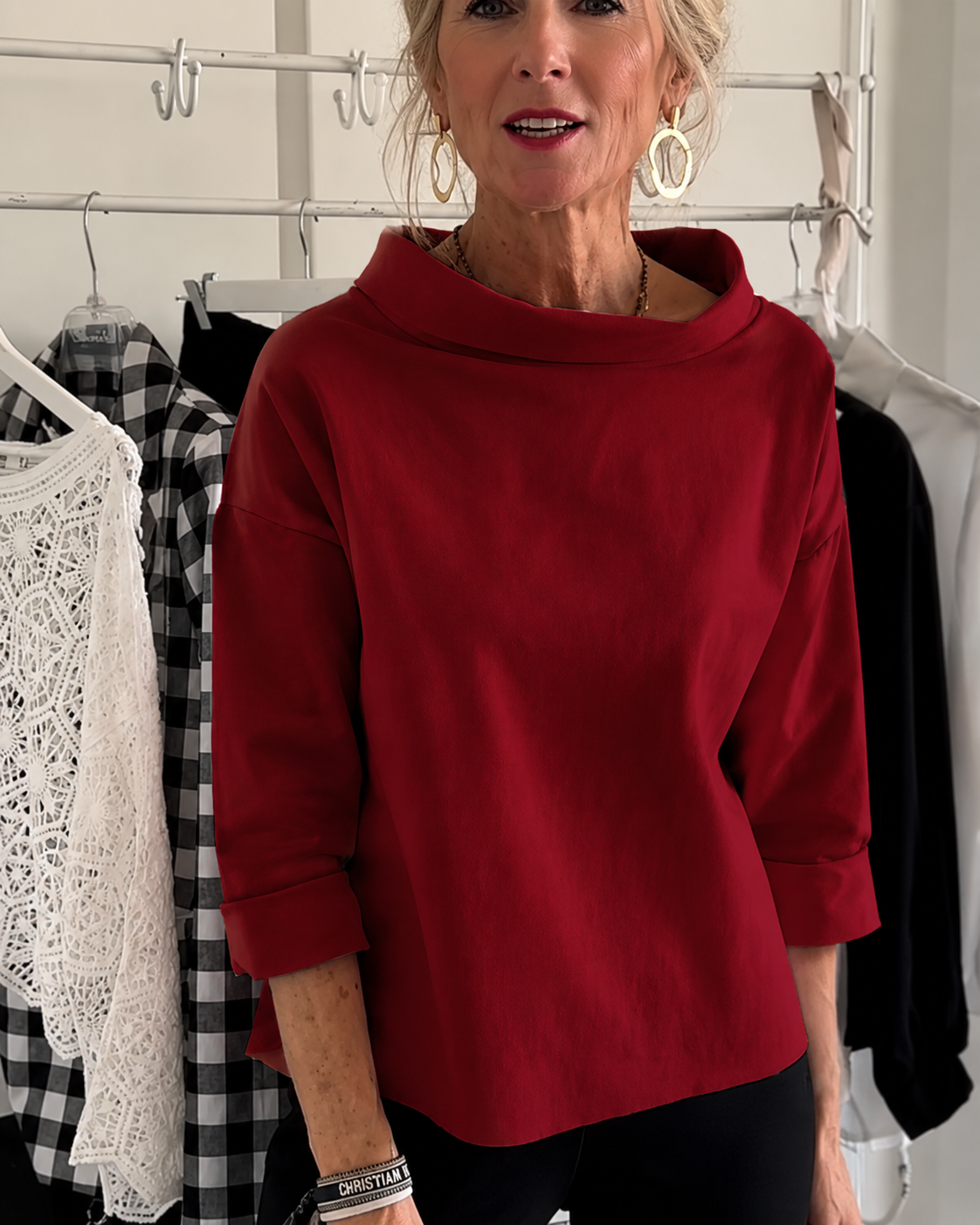 Elone - Stilvolle lockere Halsbluse
