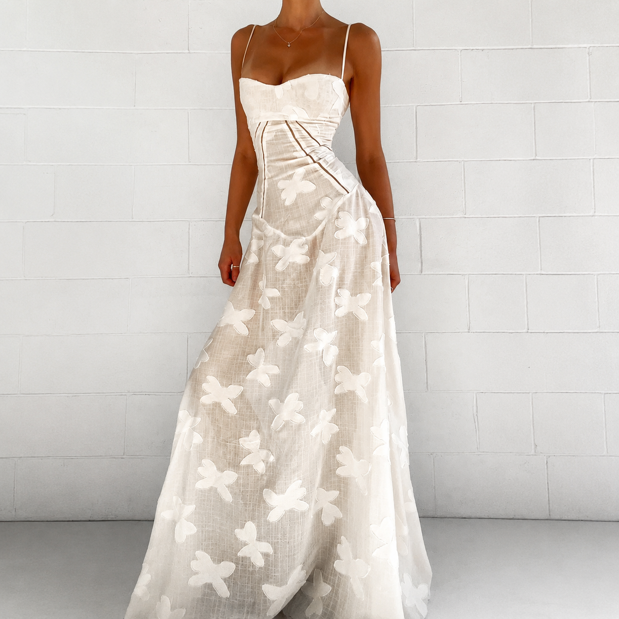 Sandra - Elegantes Figurbetontes Maxikleid