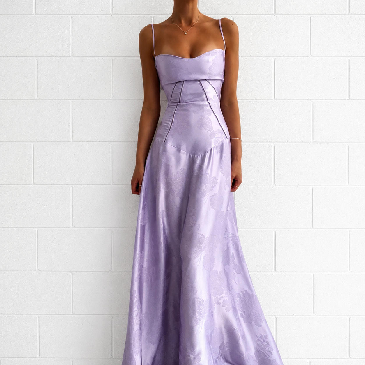 Sandra - Elegantes Figurbetontes Maxikleid