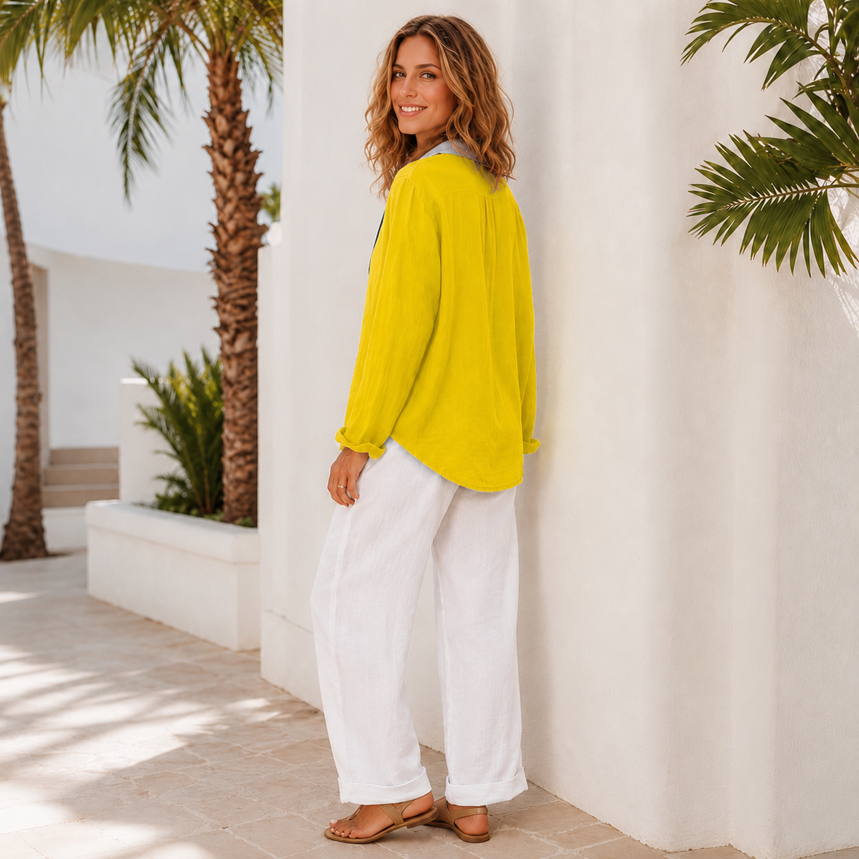Razieh - Lässige Bluse mit Knopfleiste