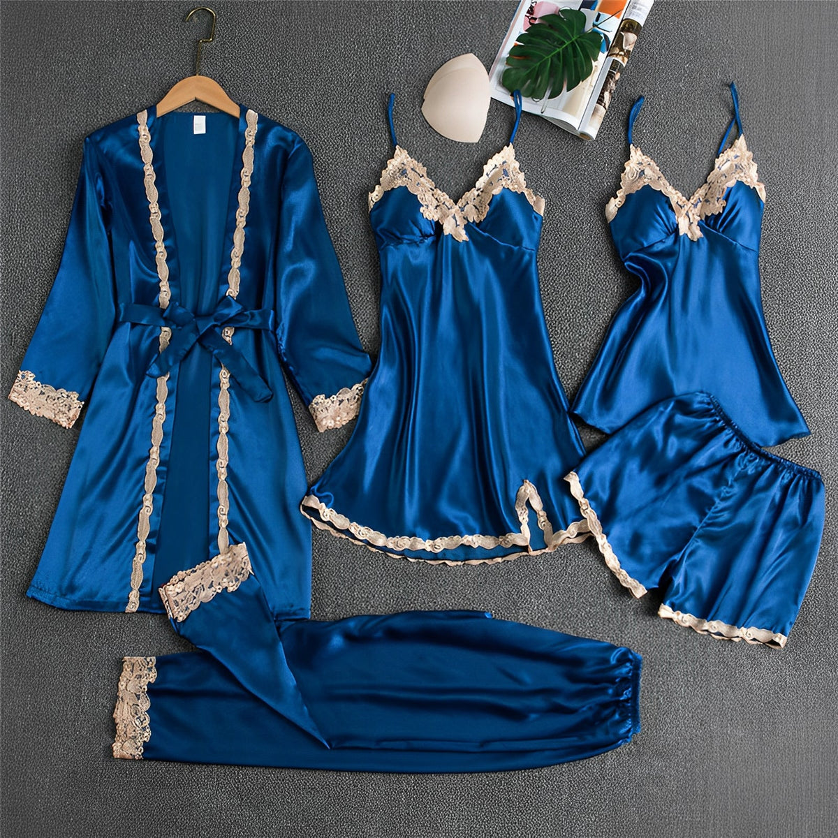 Roxy – Elegantes und ansprechendes Pyjama-Set für Frauen