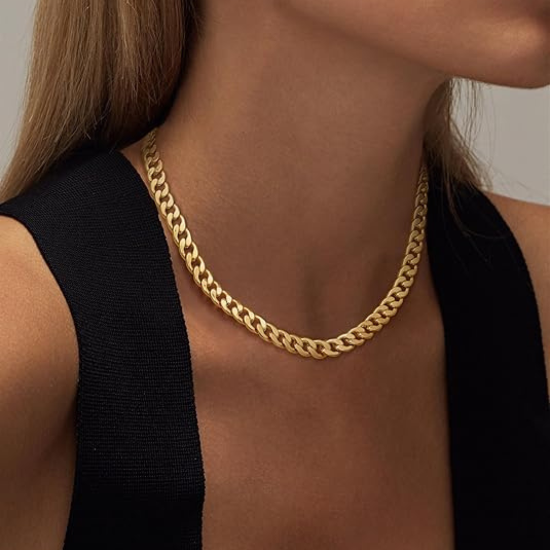 Anabel – Kette mit goldenen Elementen