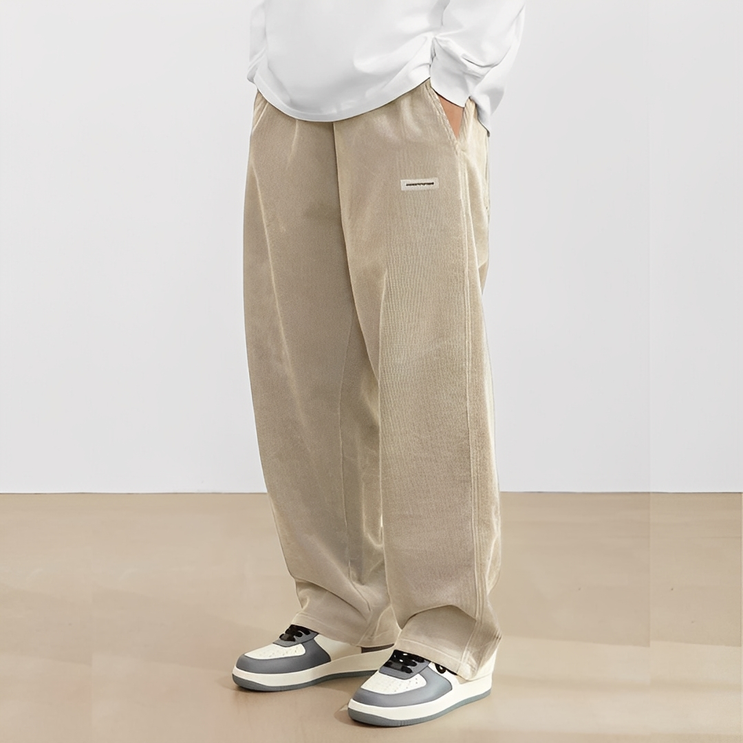 Dally - Locker geschnittene Herrenhose im angesagten Stil