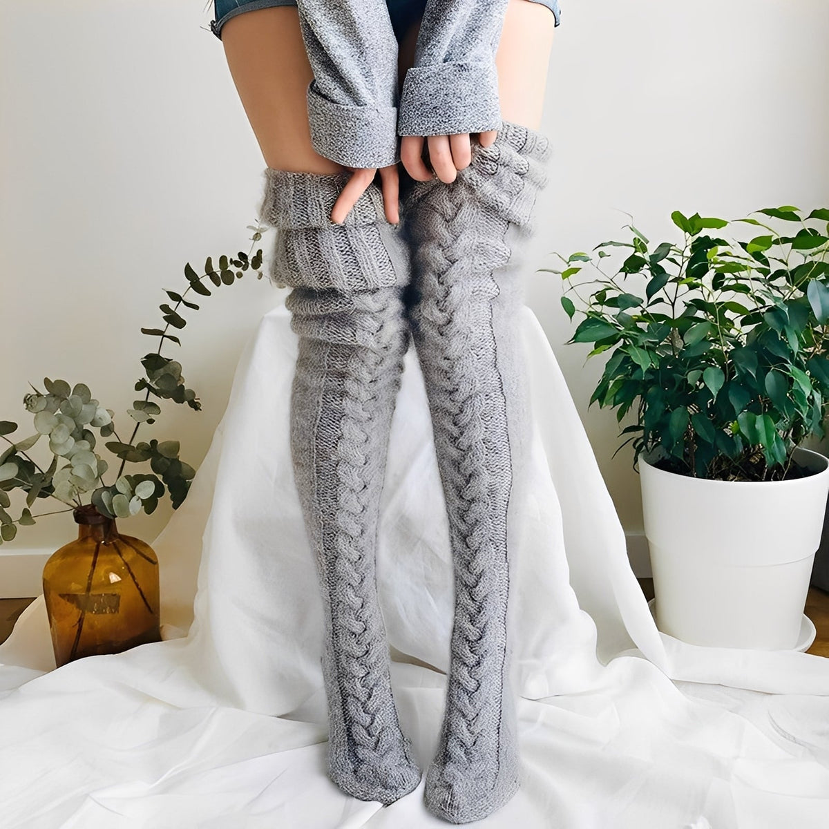 Hailee - Kuschelige Overknee-Socken für Damen