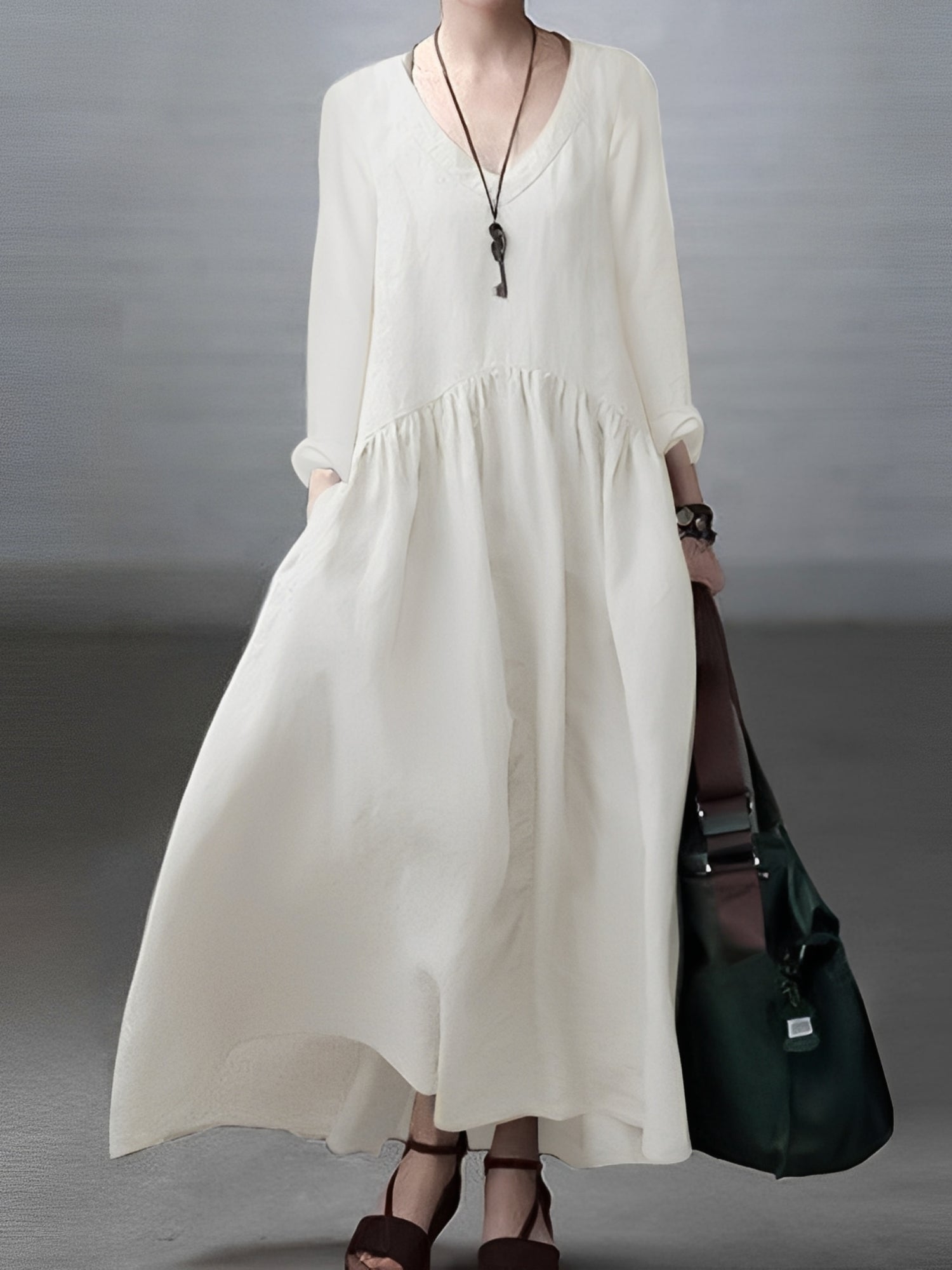 Lindy - Lockeres, bequemes Damenkleid mit V-Ausschnitt