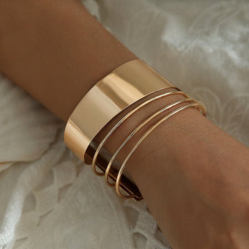 Yuki – Vintage-Armband in klassischem Gold