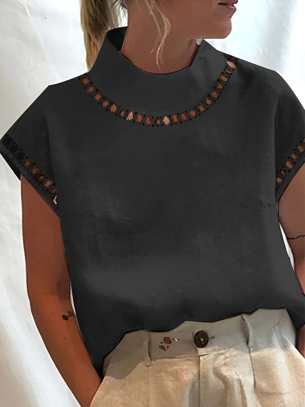 Nannie - Elegantes Top mit Ausschnitt für Frauen