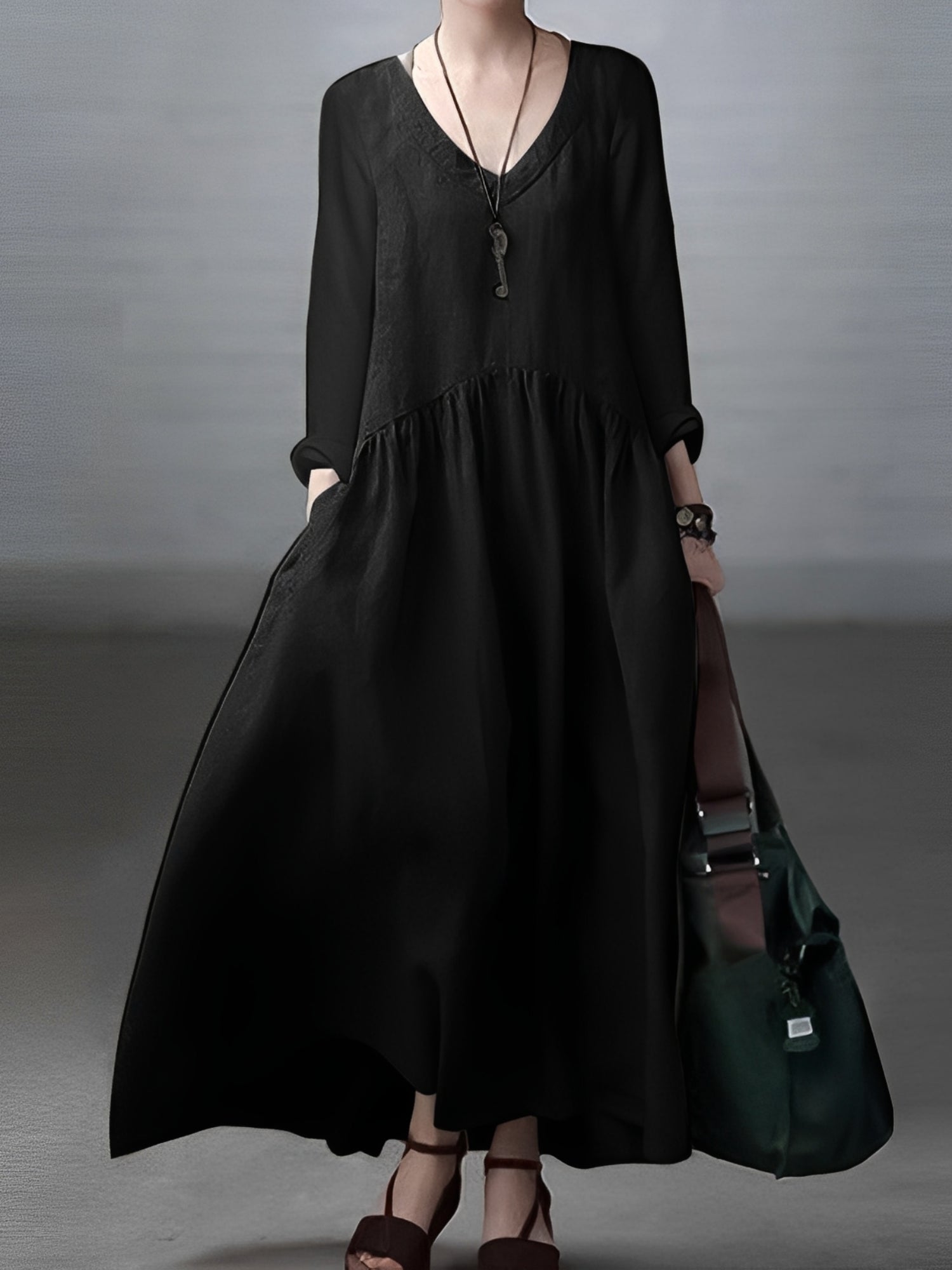 Lindy - Lockeres, bequemes Damenkleid mit V-Ausschnitt
