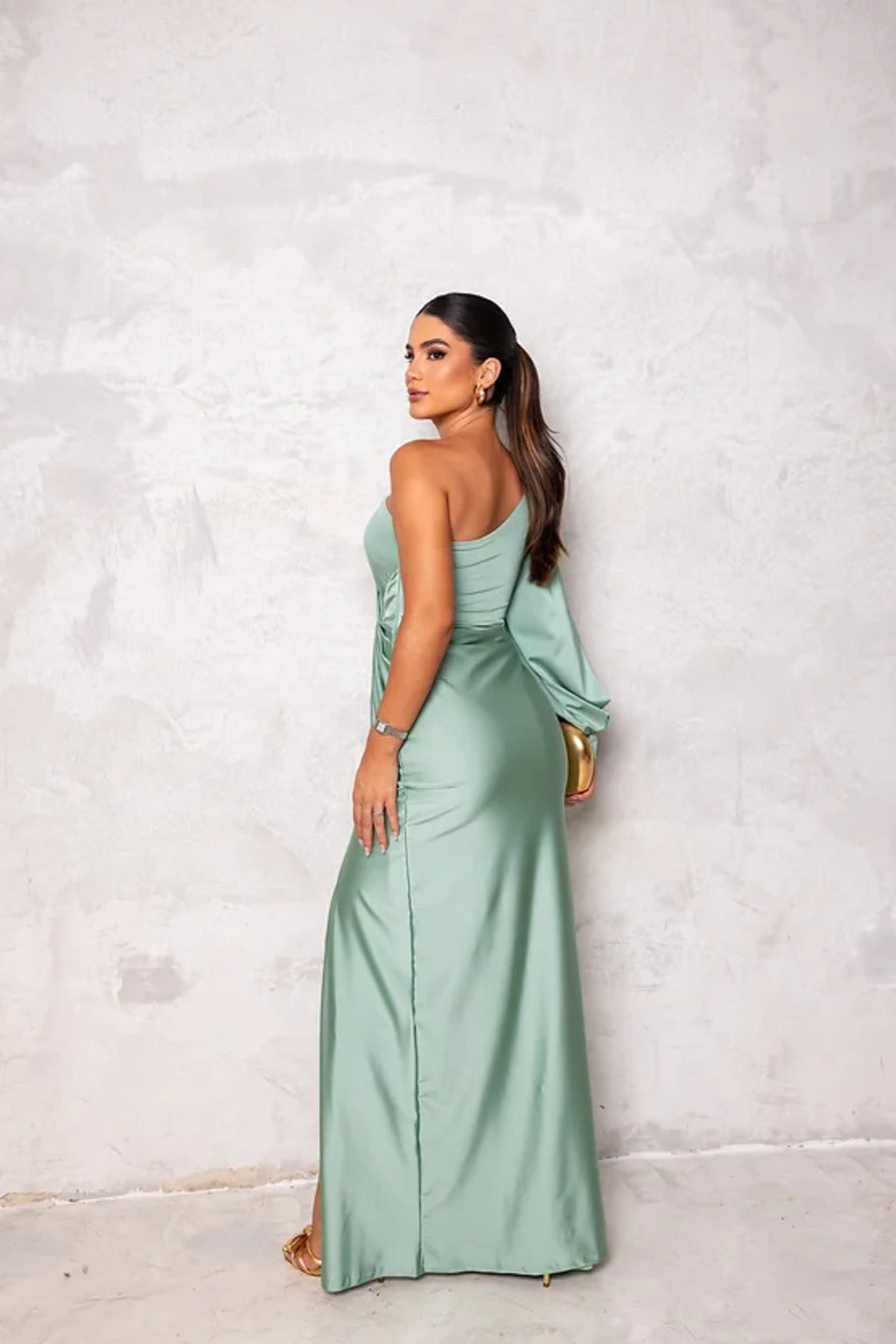 Fely - Strahlendes Kleid mit Schulterfrei-Design