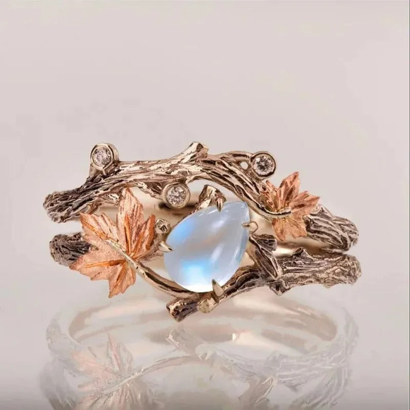 Ysia – Ring mit Mondstein im natürlichen Stil