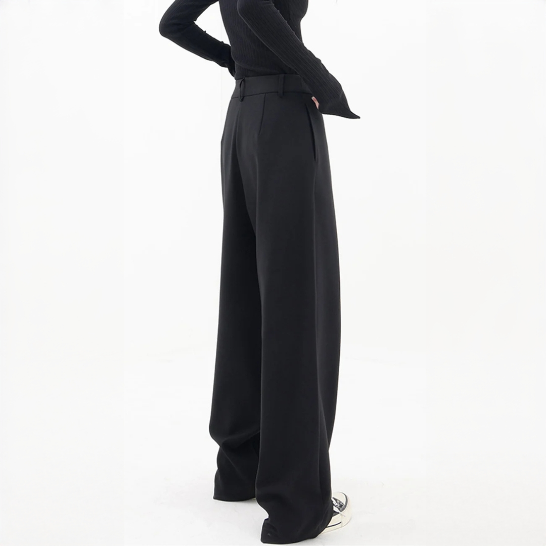 Thalia - Schicke und asymmetrische Hose