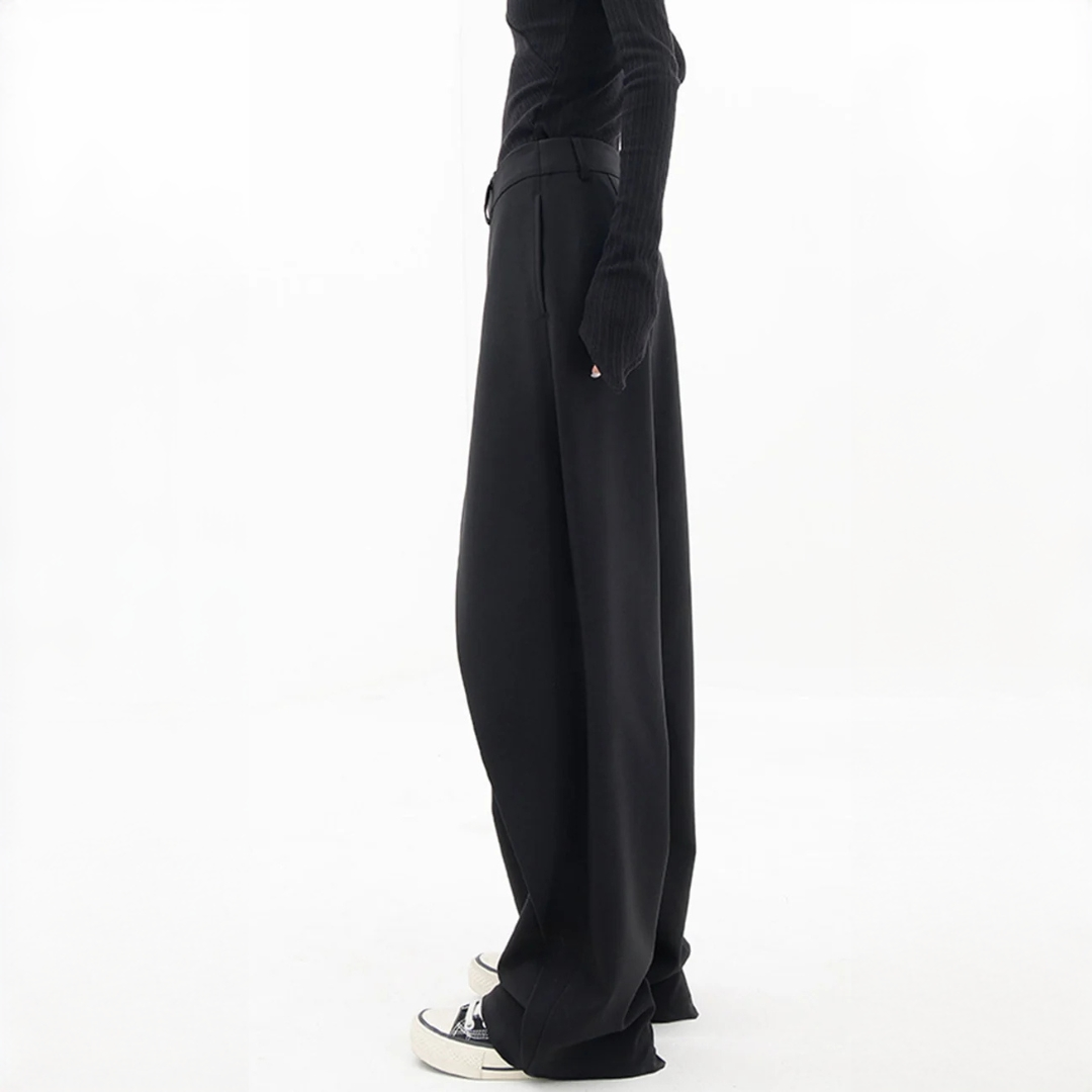 Thalia - Schicke und asymmetrische Hose