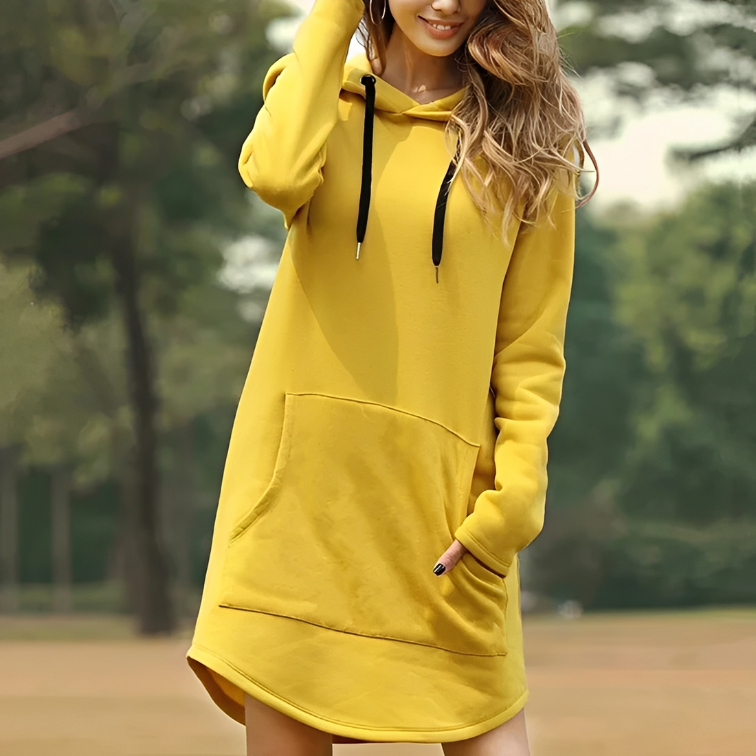 Juris - Stilvolles Kurzkleid mit Kapuze