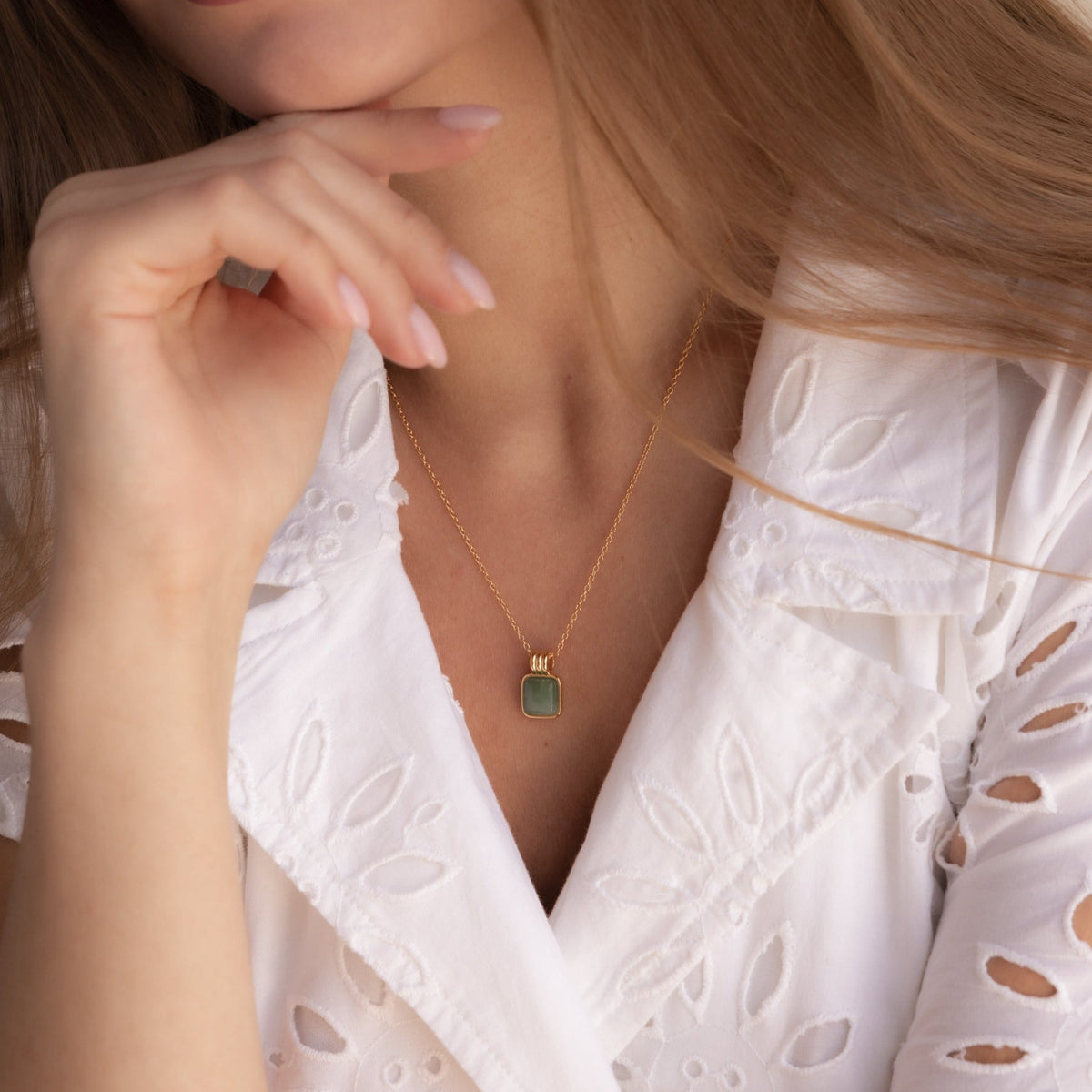 Jade-Halskette mit Anhänger - Strahlende Jade-Halskette