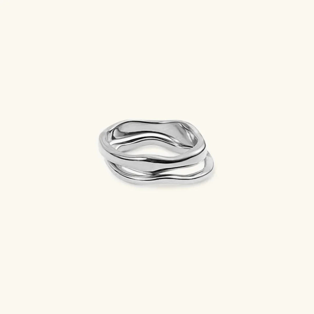 Dianne – Eleganter goldener Ring zum Übereinandertragen