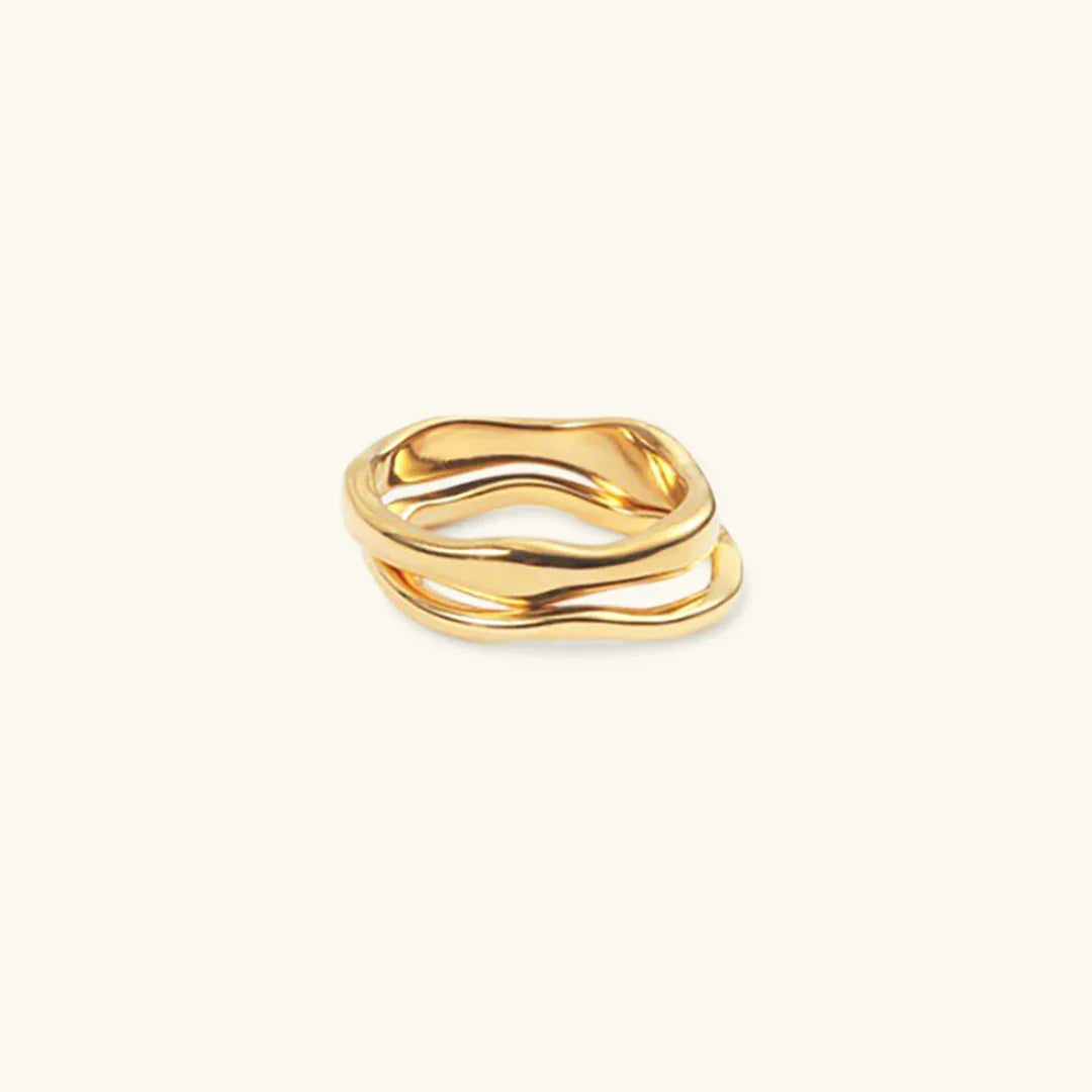 Dianne – Eleganter goldener Ring zum Übereinandertragen