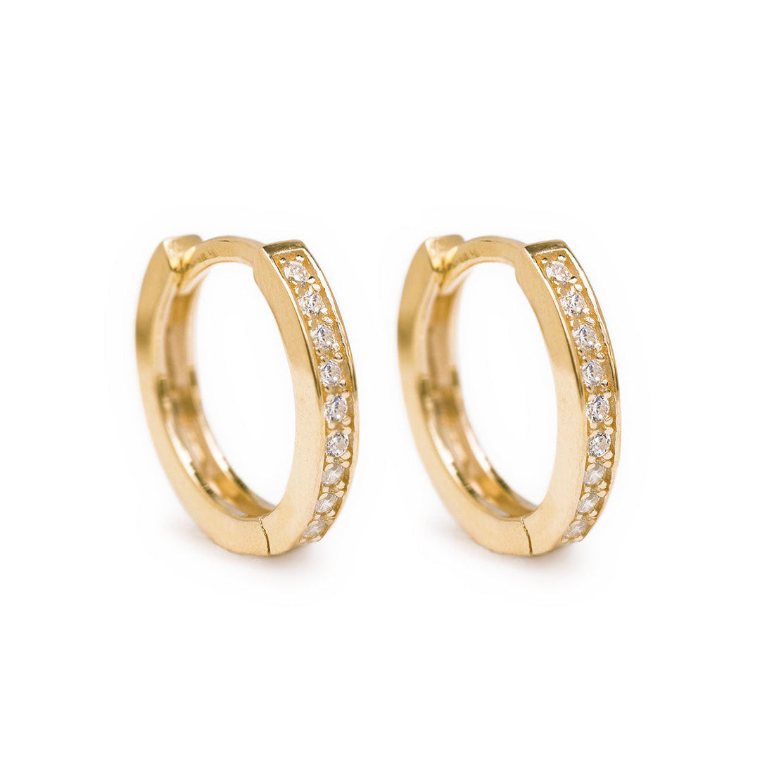 Traditionelle Pave Huggie Ohrringe