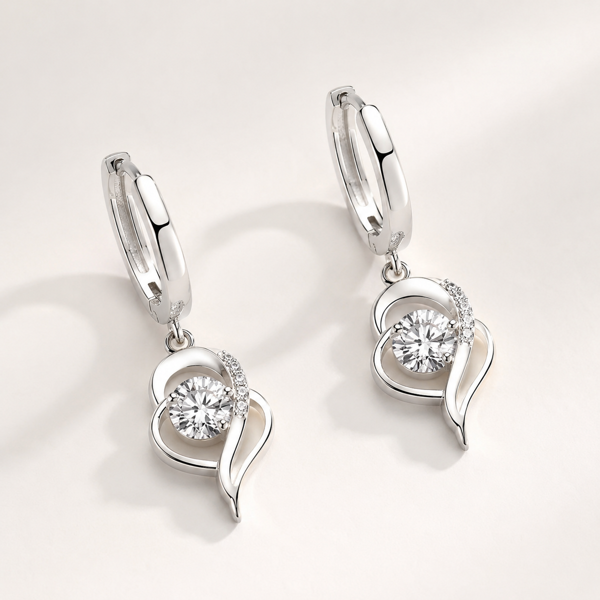 Noelle – Ohrringe aus 925er Silber mit Zirkonia