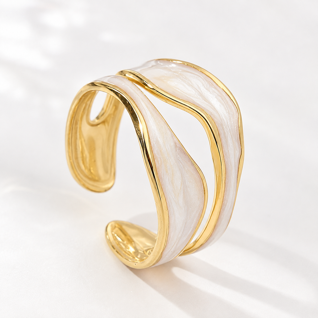 Niana – Vintage-Ring aus glänzendem Metall