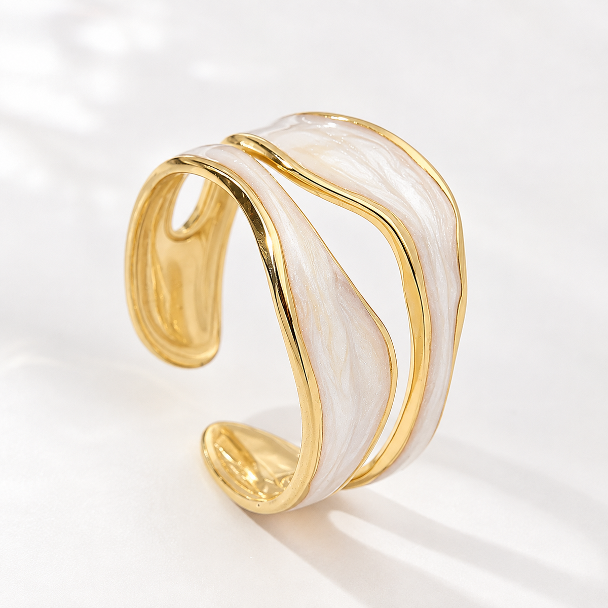 Niana – Vintage-Ring aus glänzendem Metall