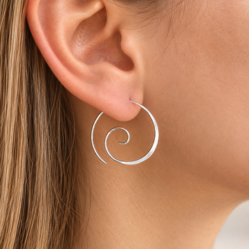 Yara – Boho-spiralohrringe in Silber