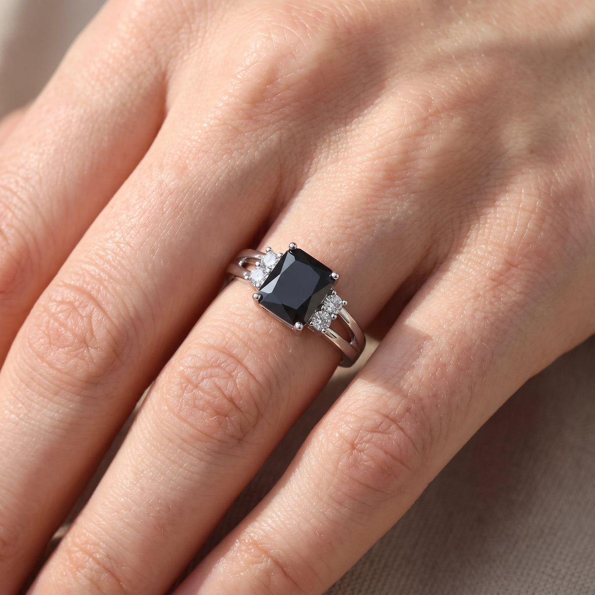 Ravenna – Vintage-Ring mit schimmerndem Onyx