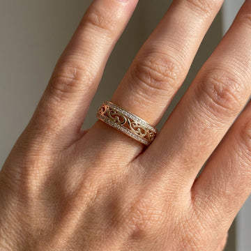 Yeri – Eleganter Hohlring