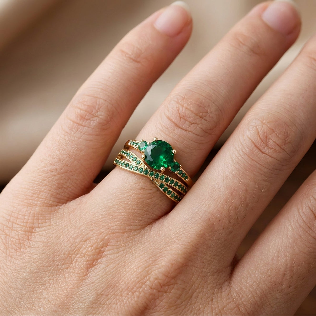 Ivy – Ring-Set mit grünen Kristallen