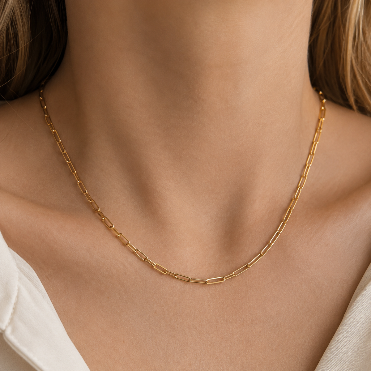 Elisa – Halskette mit goldenen Akzenten