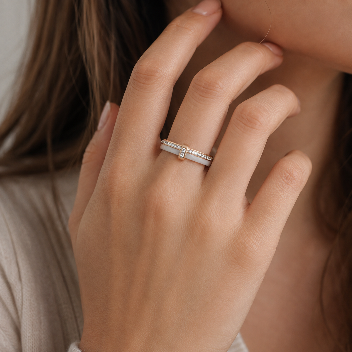 Cerelia – Stilvoller Keramikring mit Zirkonia