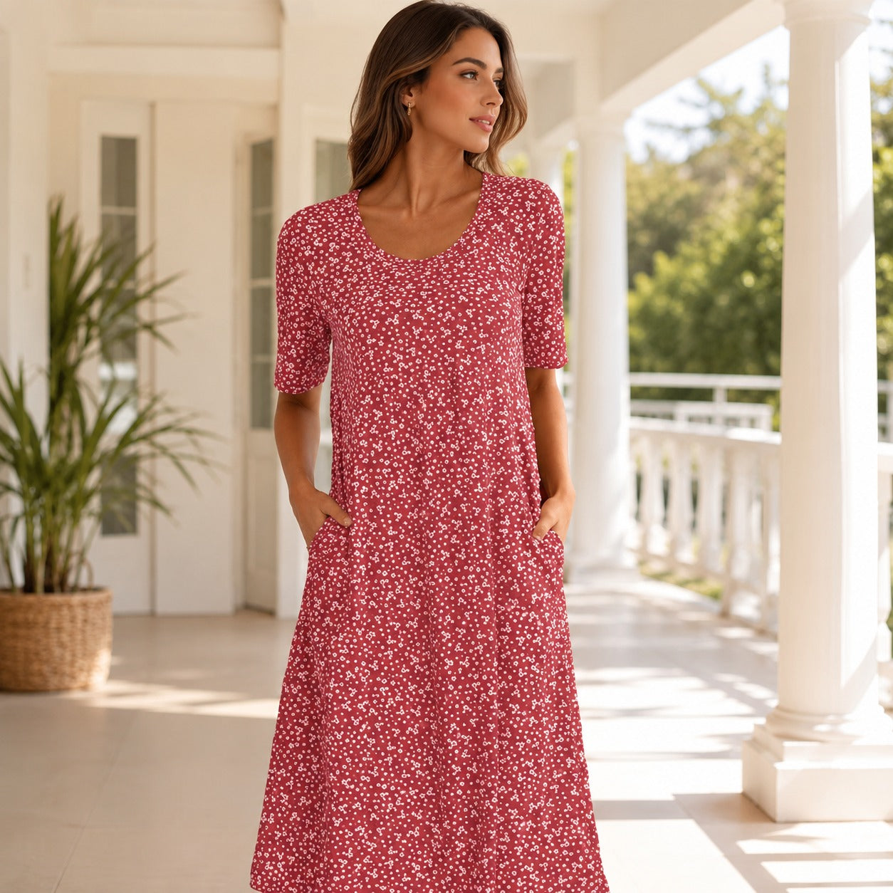 Yasmin - Kurzes Blumenkleid mit Ärmeln