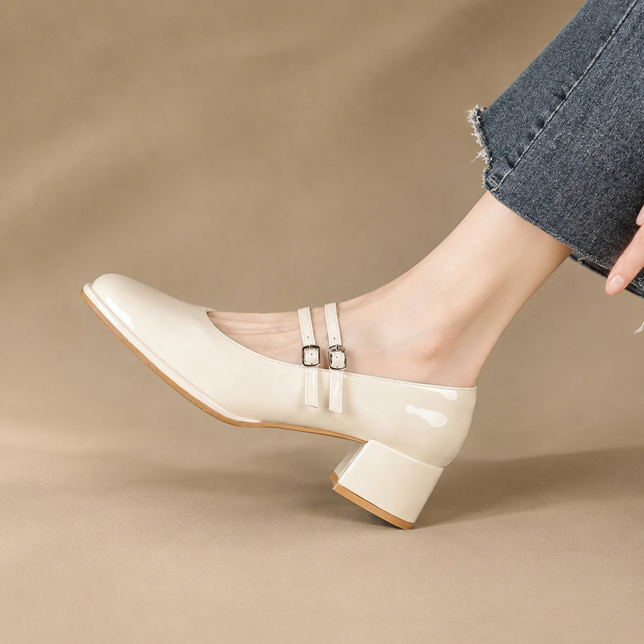 Curtis - solide Sandalen mit Blockabsätzen