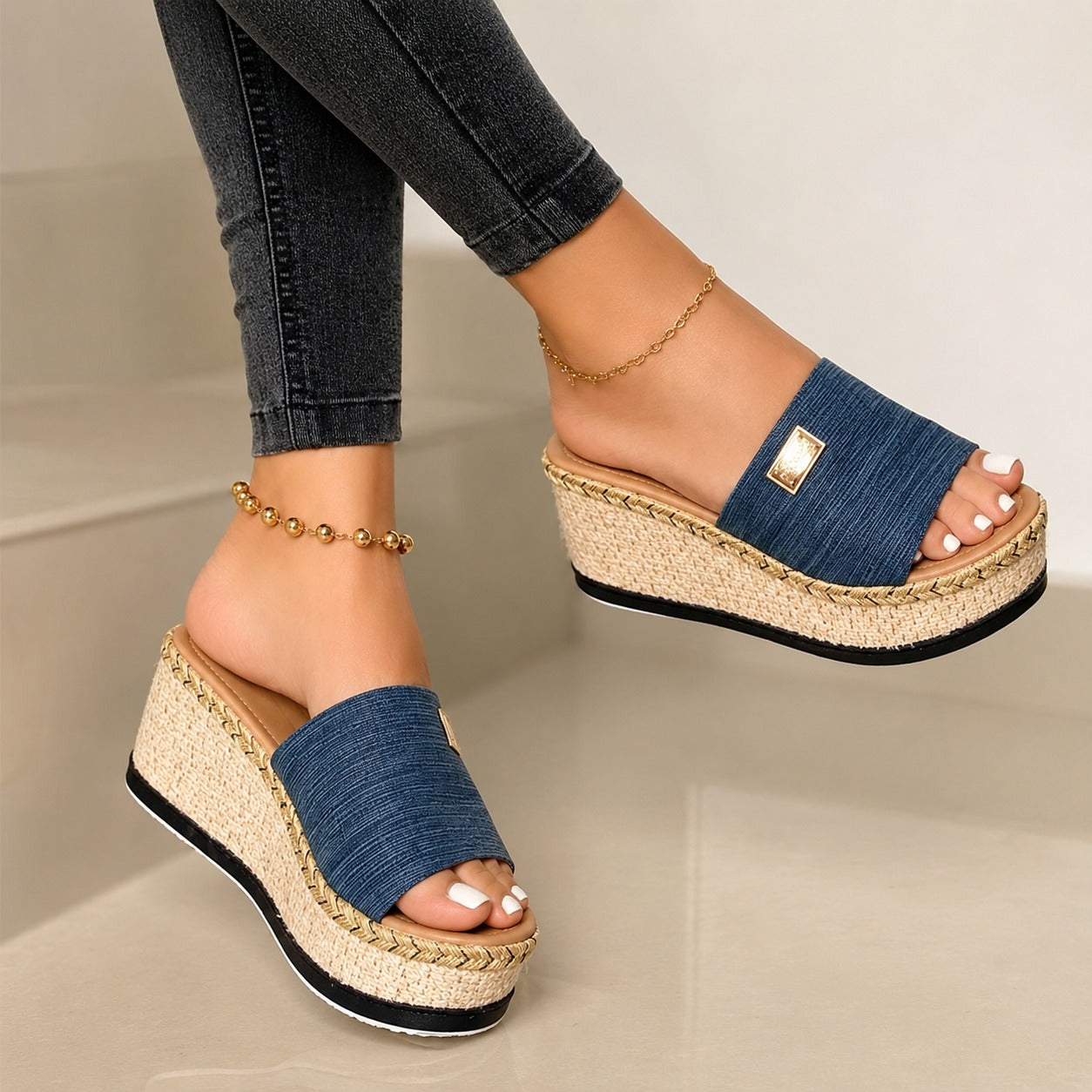Camilla - Stilvolle dicke Keilsandalen