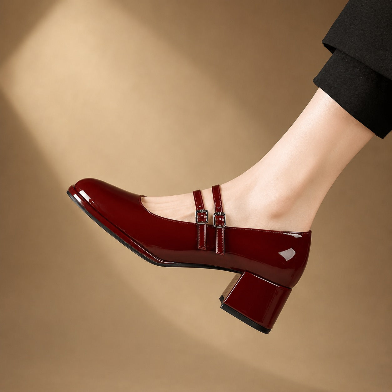 Curtis - solide Sandalen mit Blockabsätzen
