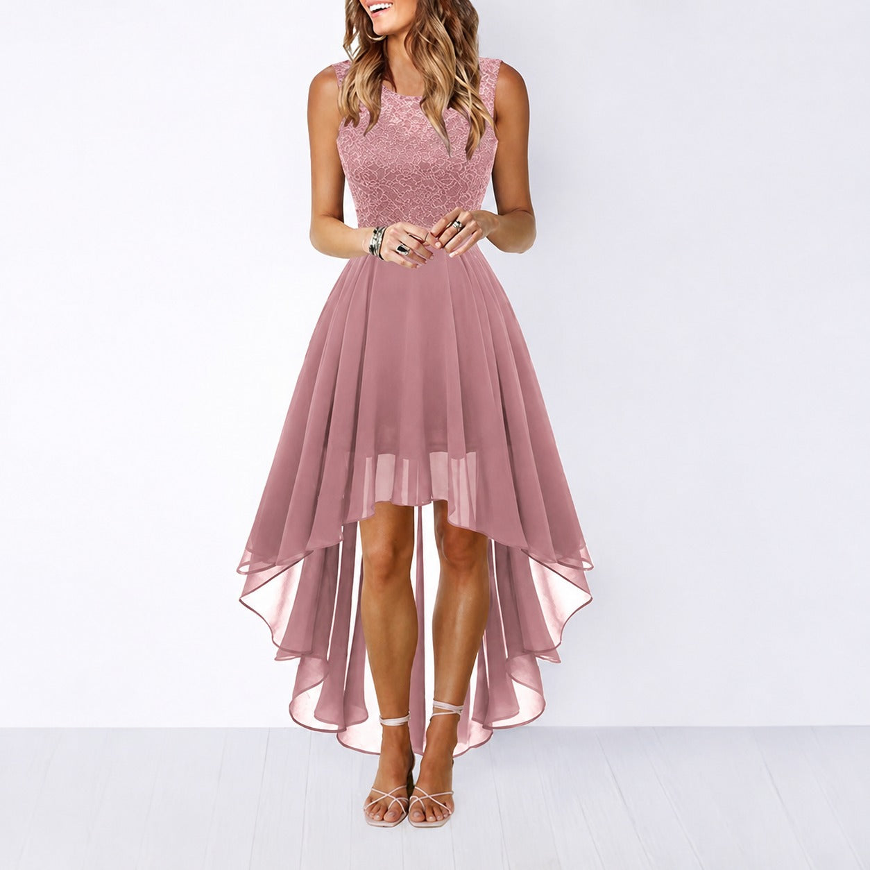 Airish - Beeindruckendes asymmetrisches Kleid