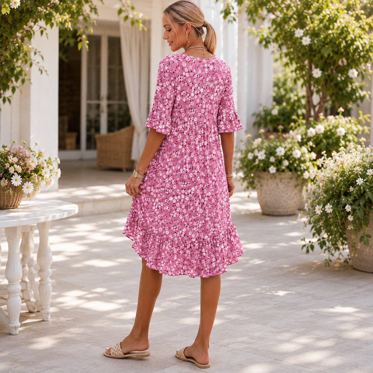 Lilian - Anmutiges Kleid mit Blumendruck und fließendem Schnitt