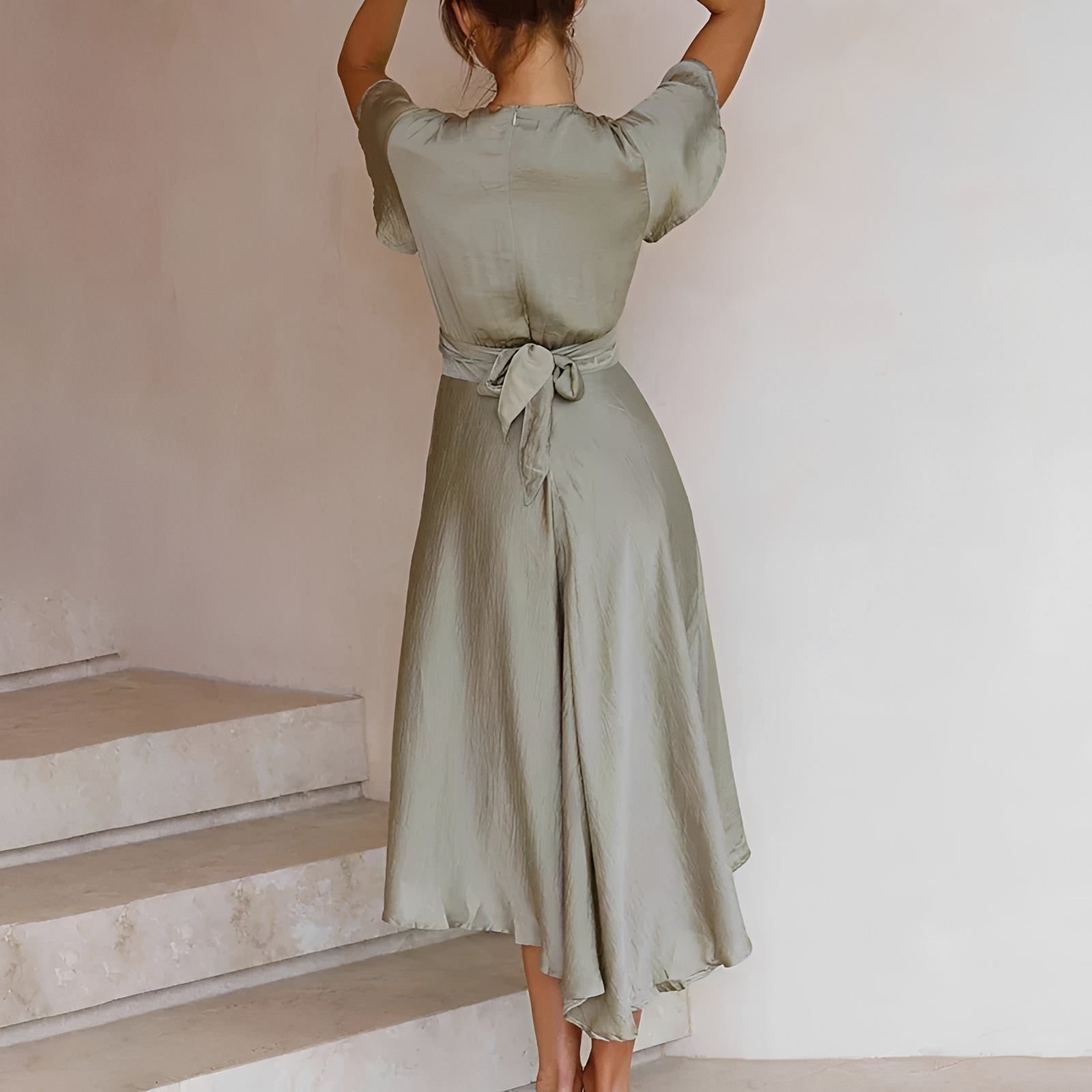 Eliana - Schickes asymmetrisches Kleid