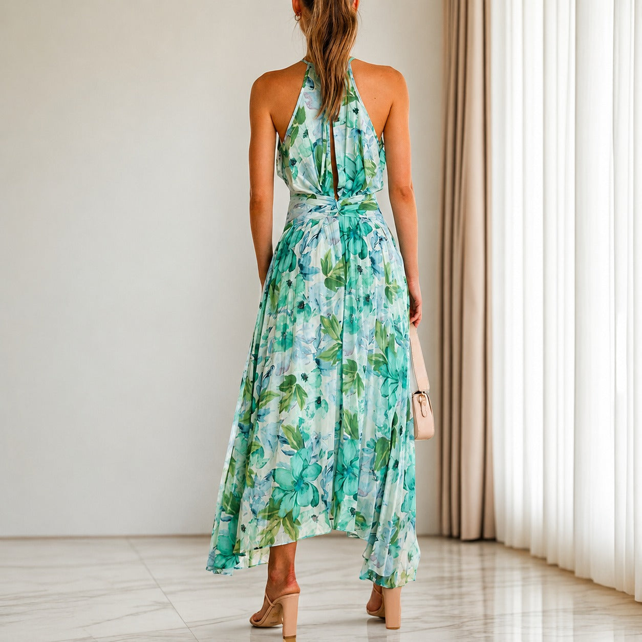 Emaan - Elegantes Blumen-Maxi-Kleid
